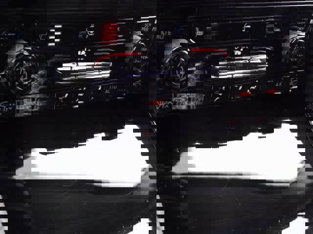 Used 2023 Jeep Grand Cherokee Limited image 34