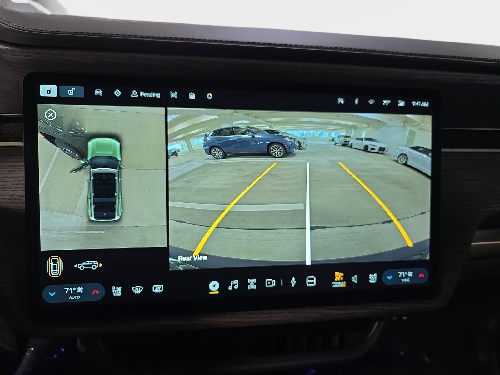 Used 2026 Rivian R1S Adventure Dual AWD/4WD image 24