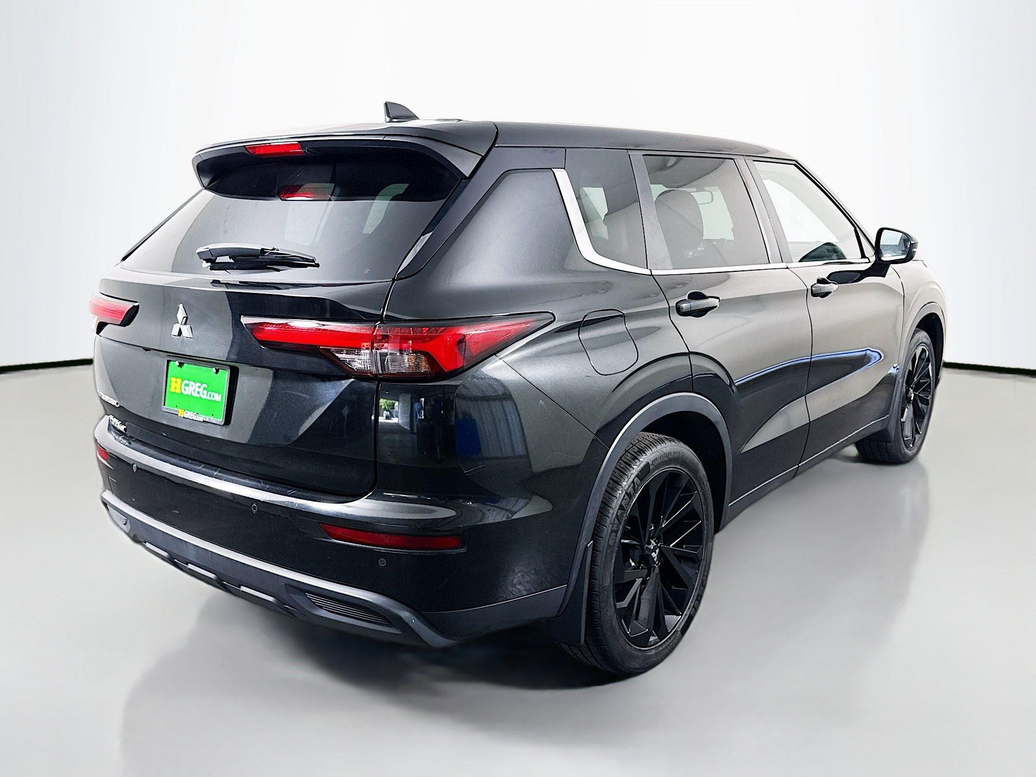 Used 2022 Mitsubishi Outlander ES AWD/4WD image 10