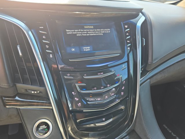 Used 2020 Cadillac Escalade ESV Platinum AWD/4WD image 21