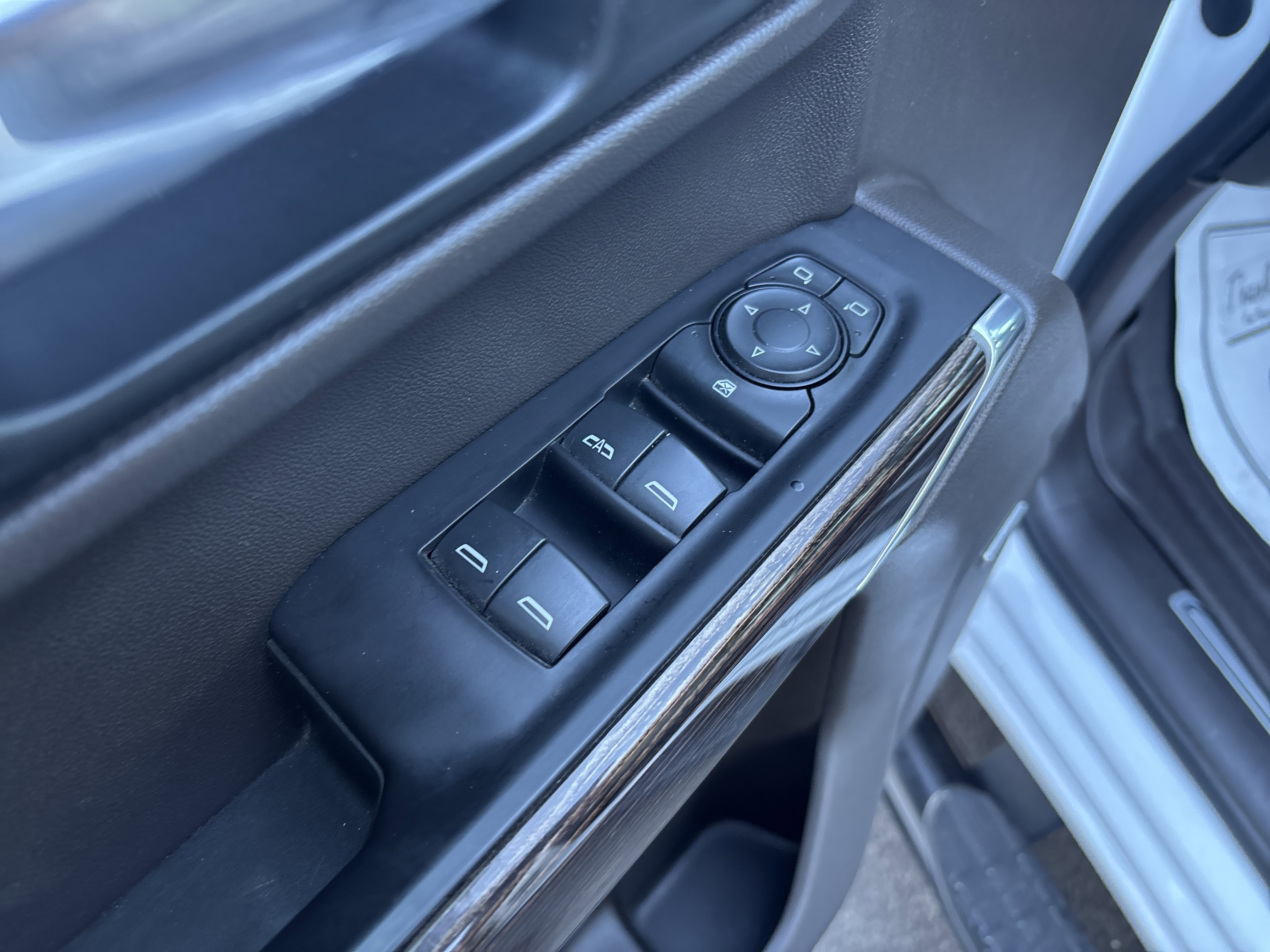 Used 2019 GMC Sierra 1500 Elevation image 17