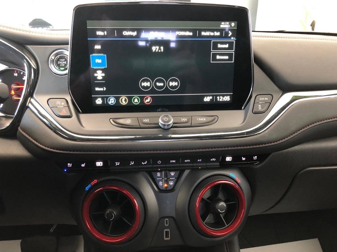 Used 2024 Chevrolet Blazer RS w/ Driver Confidence II Package image 16