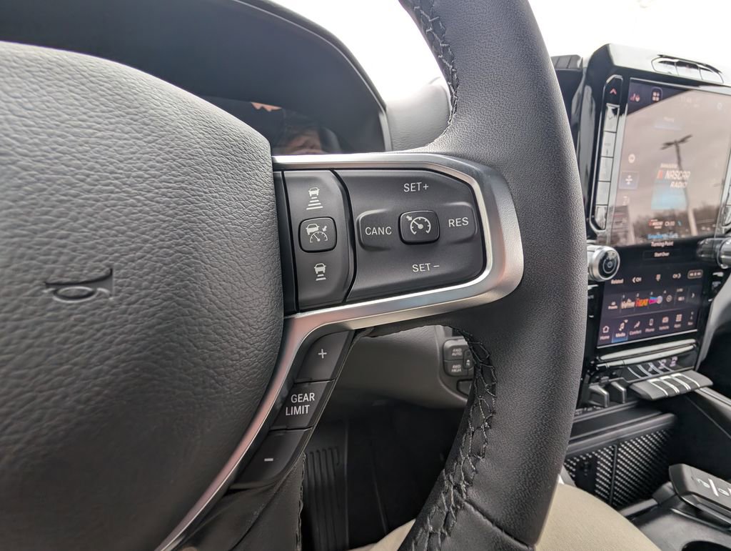 New 2026 RAM 1500 4x4 Crew Cab image 20