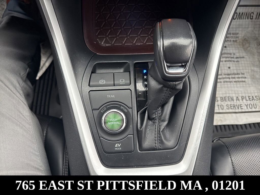 Used 2019 Toyota RAV4 Limited w/ Limited Grade Weather Package image 26