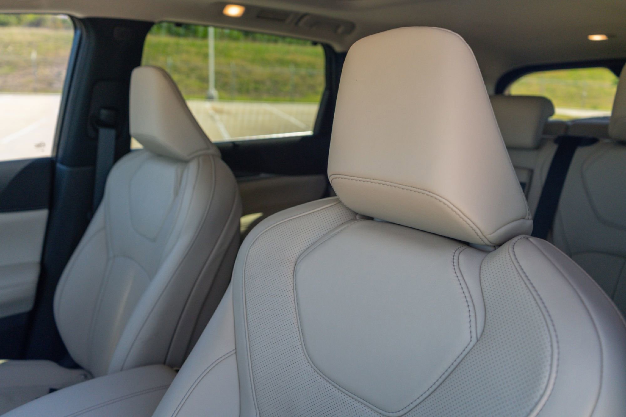 Certified 2023 INFINITI QX60 Luxe w/ Vision Package image 9