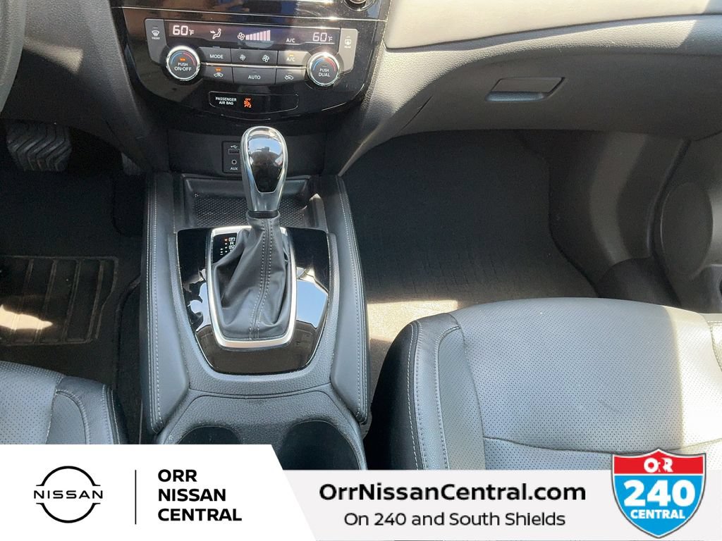Used 2017 Nissan Rogue SL w/ SL Premium Package AWD/4WD image 24