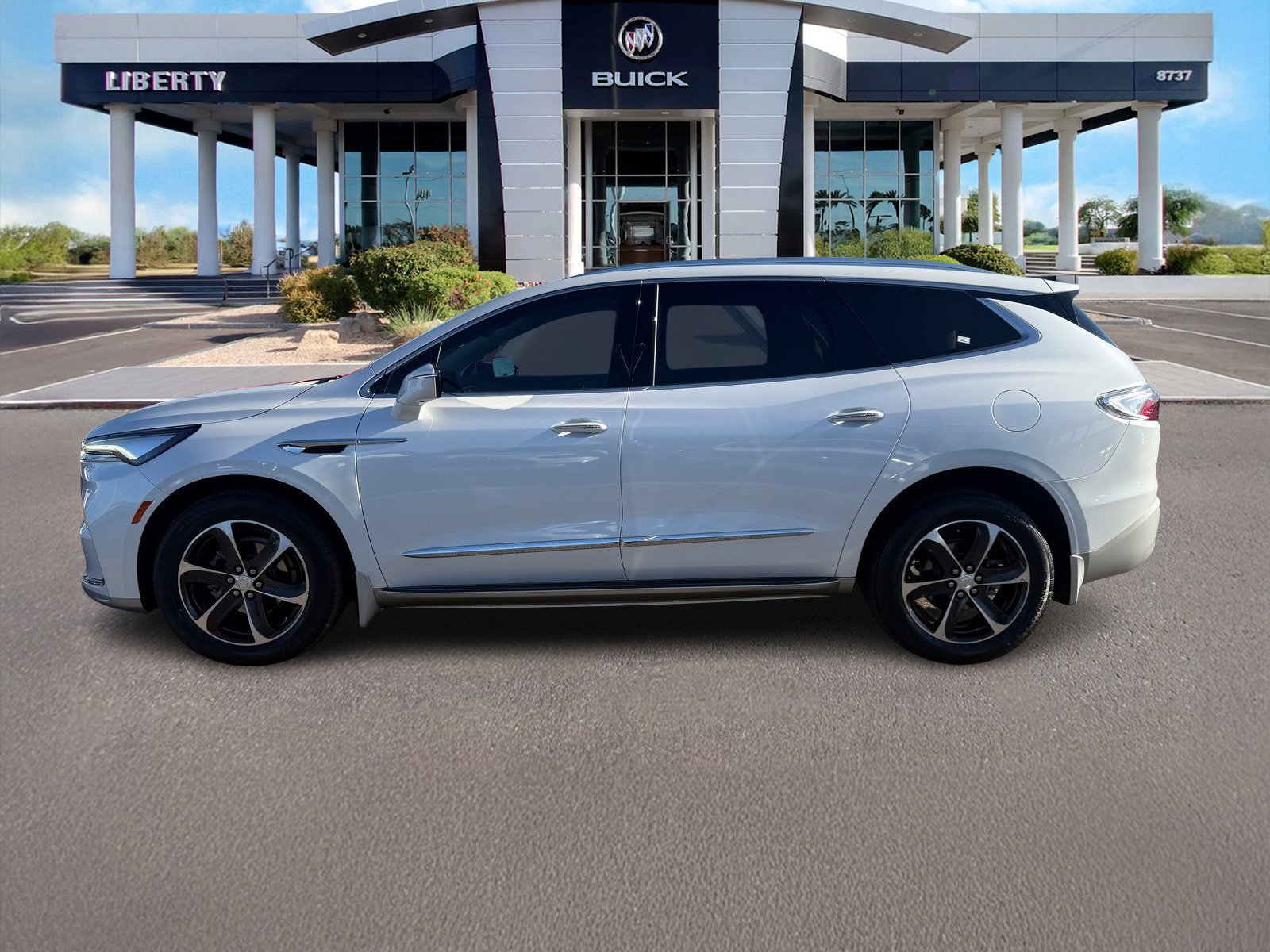 Used 2022 Buick Enclave Premium w/ LPO, Touring Package AWD/4WD image 7