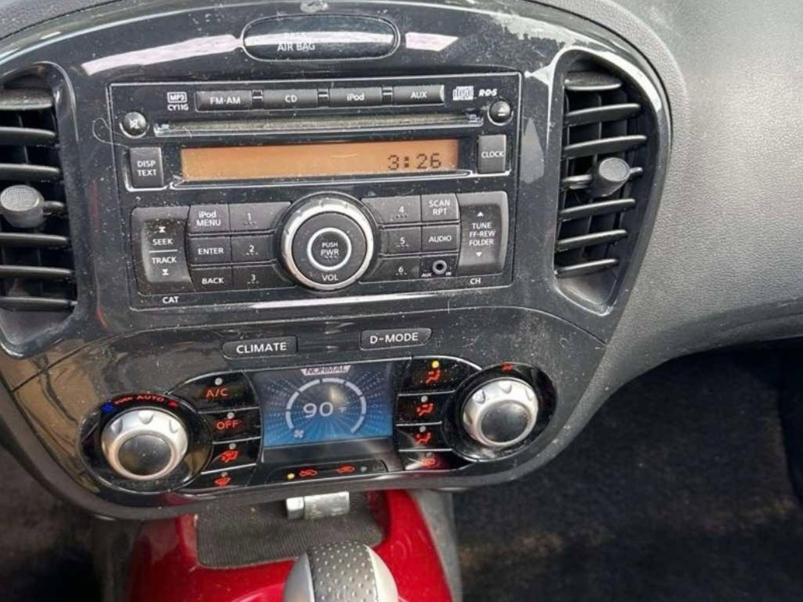 Used 2014 Nissan Juke SV AWD/4WD image 7