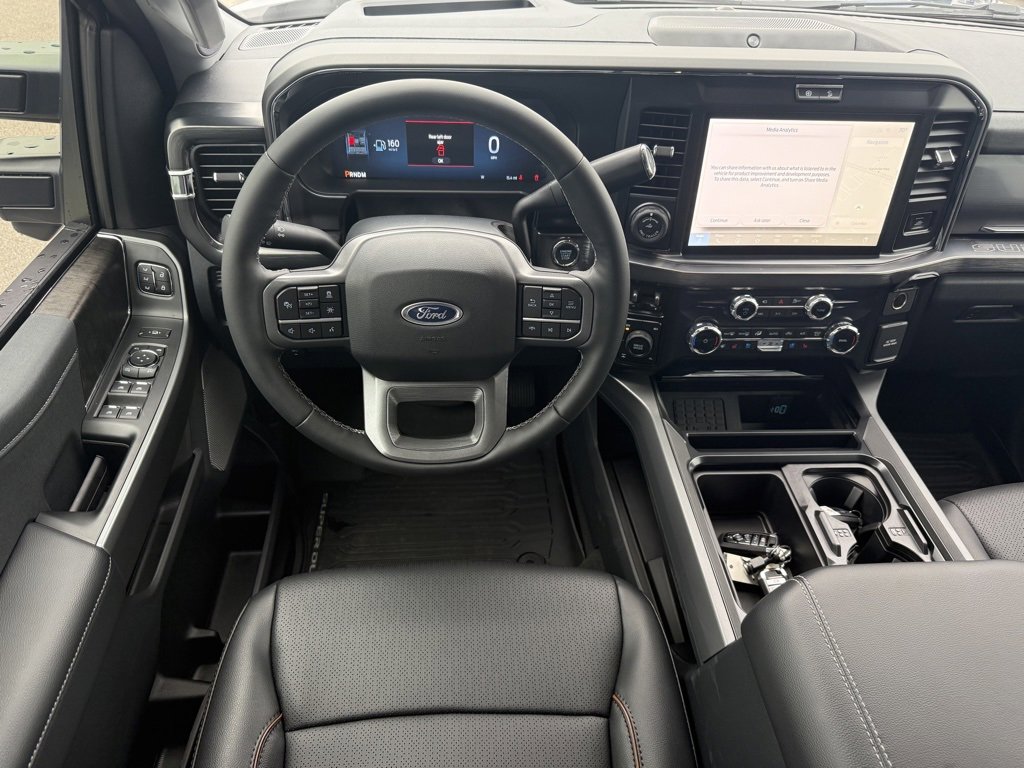 New 2026 Ford F250 Lariat w/ Black Appearance Package image 15