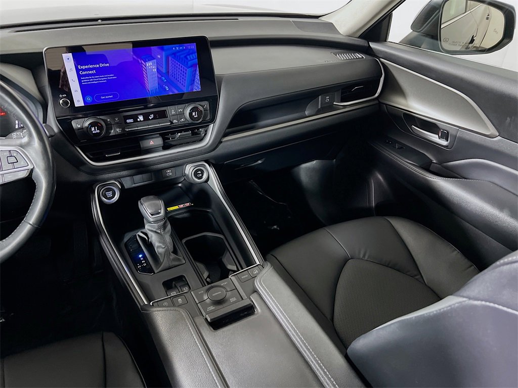 Certified 2024 Toyota Grand Highlander XLE image 21