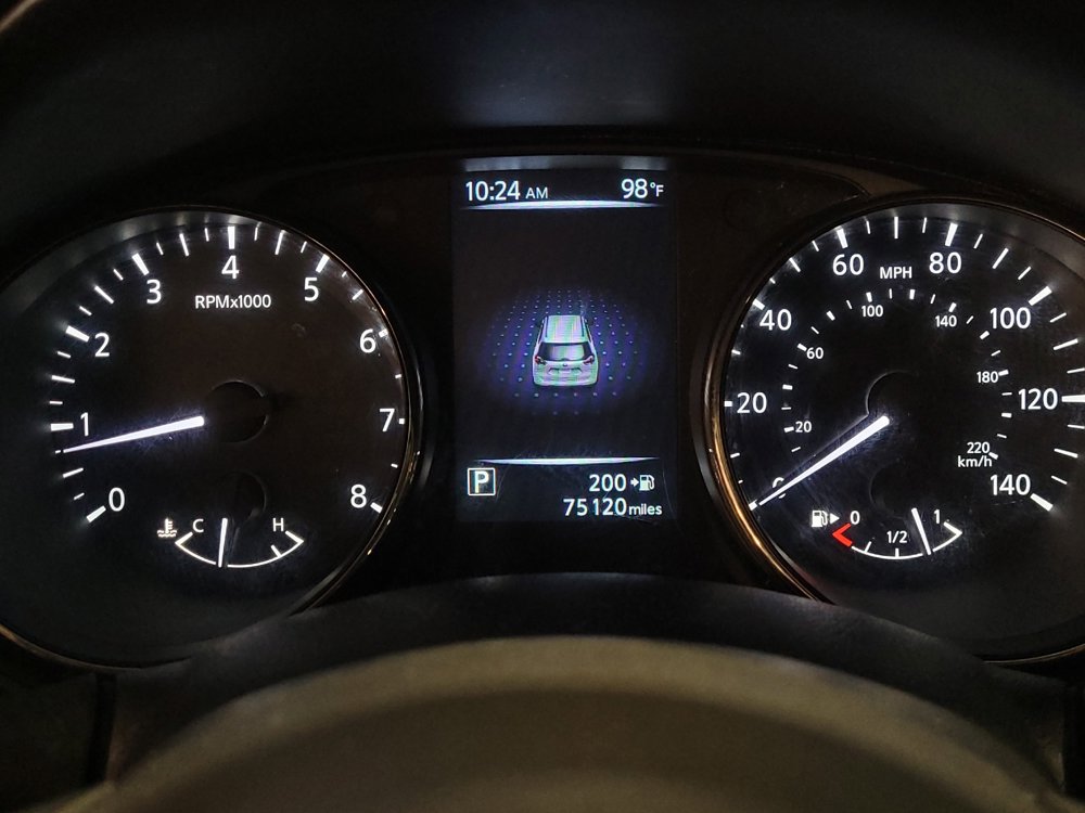 Used 2017 Nissan Rogue S FWD image 23