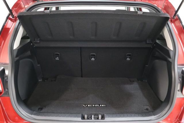 Certified 2024 Hyundai Venue SEL image 31