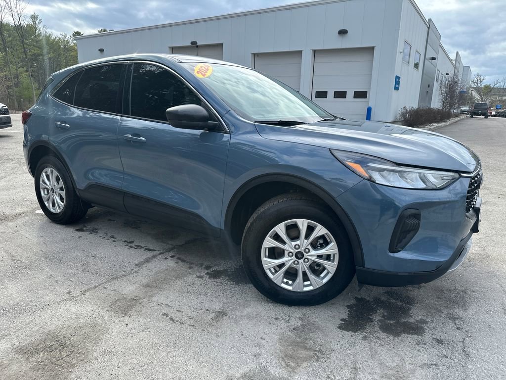 Used 2024 Ford Escape Active w/ Tech Pack #1 AWD/4WD image 7