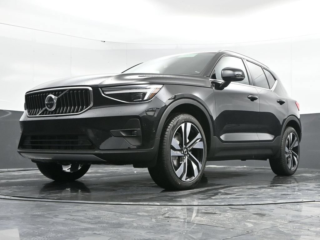 Used 2025 Volvo XC40 B5 Ultra w/ Climate Package AWD/4WD image 48