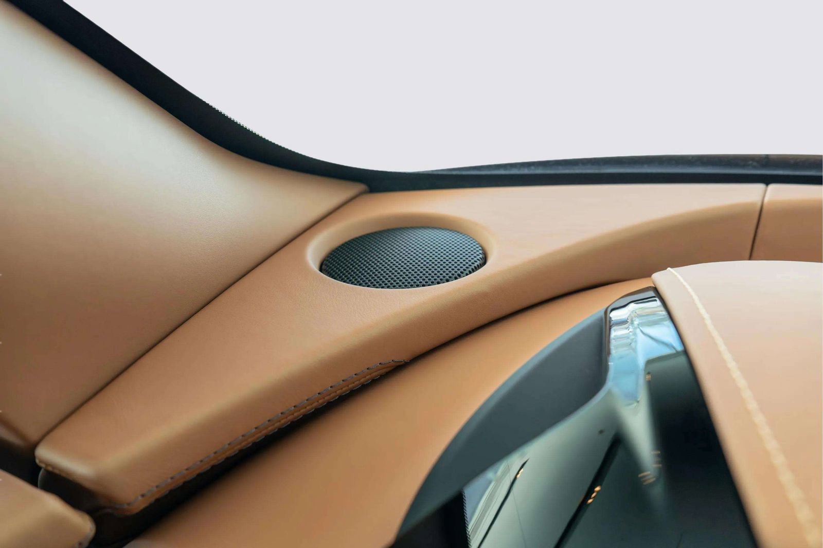 New 2026 Aston Martin DBX S AWD/4WD image 38