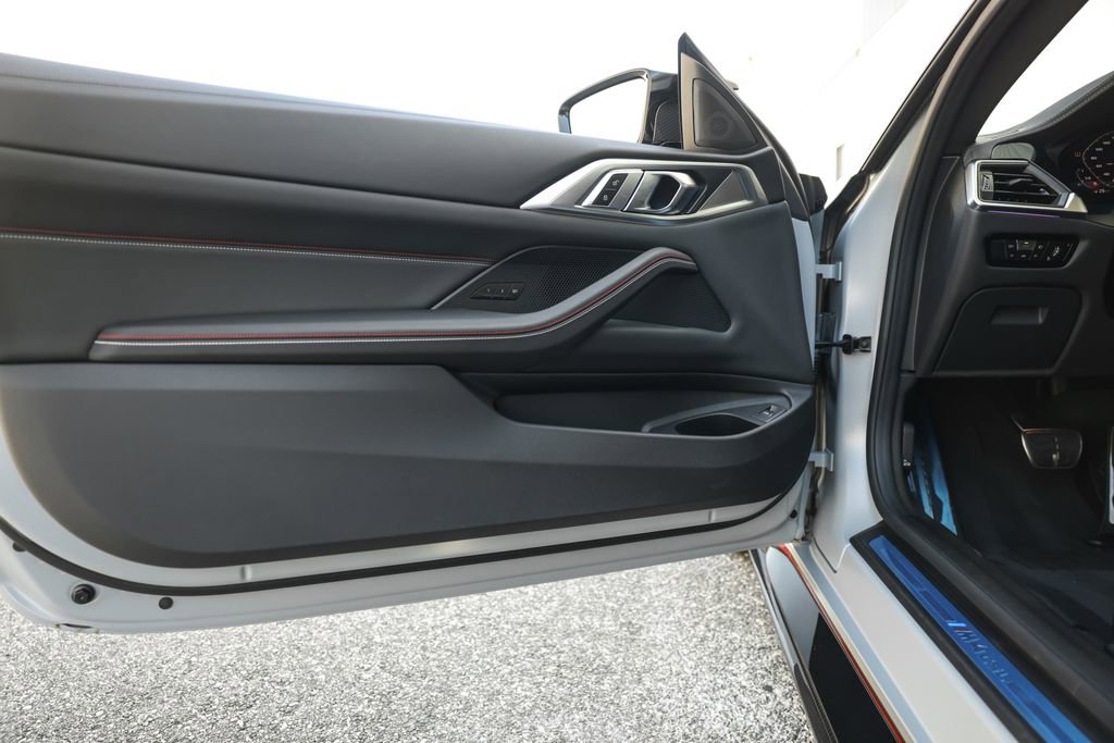 Used 2023 BMW M4 CSL RWD image 40
