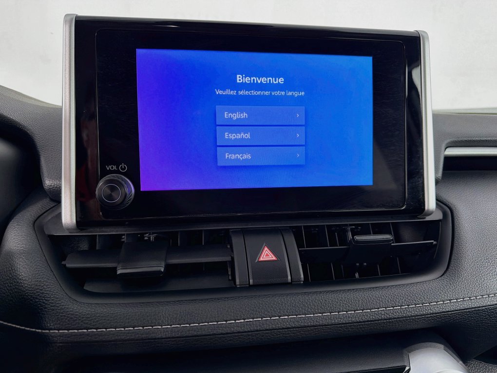 Used 2025 Toyota RAV4 XLE FWD image 19