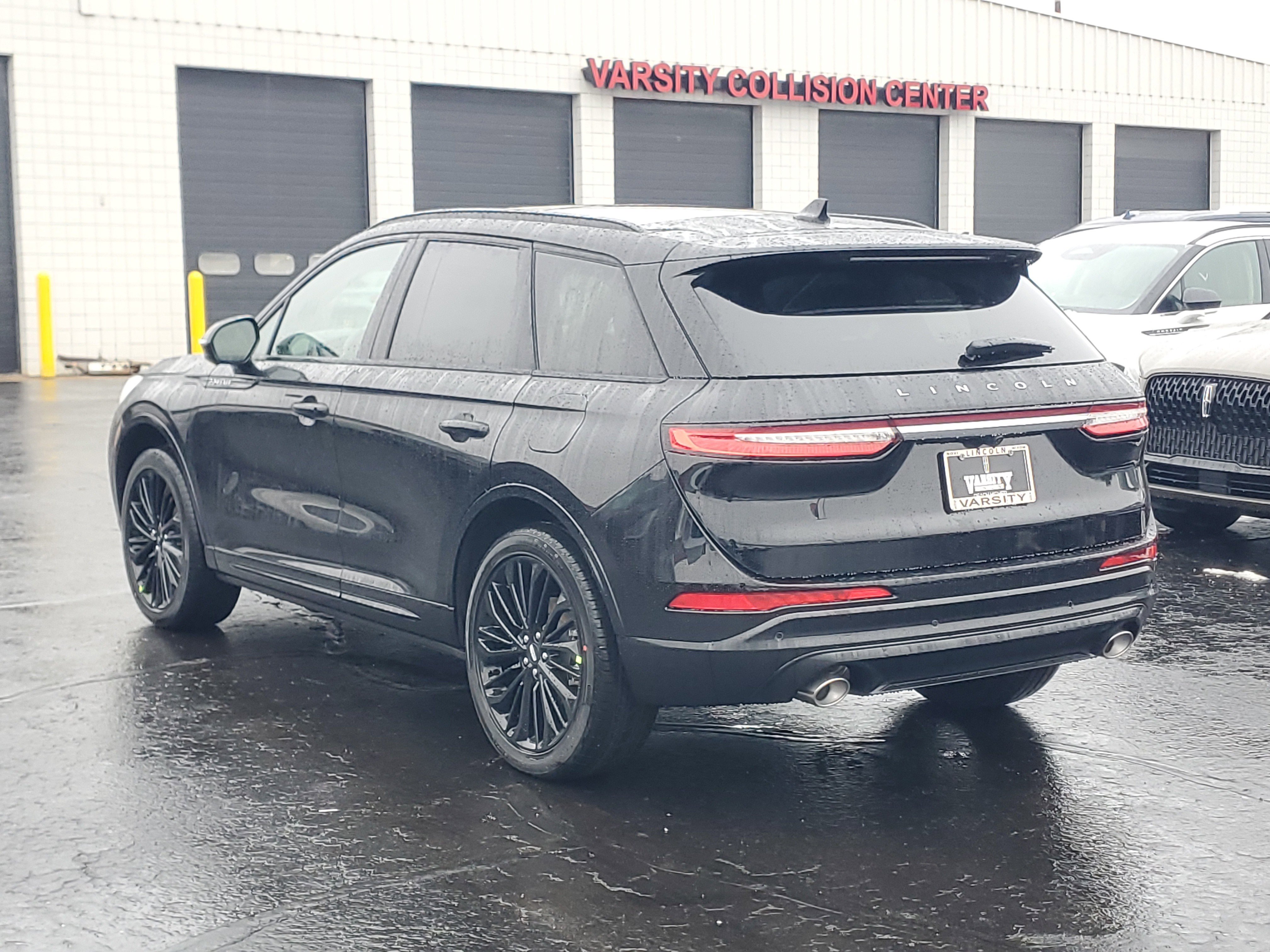 New 2026 Lincoln Corsair Grand Touring image 3