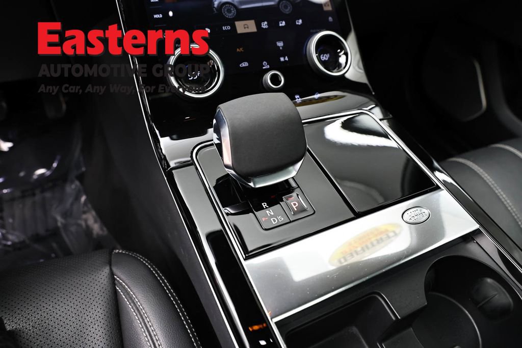 Used 2022 Land Rover Range Rover Velar R-Dynamic S AWD/4WD image 13