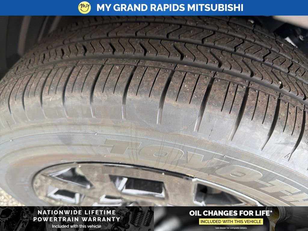 New 2026 Mitsubishi Outlander Trail Edition image 10