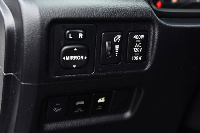 Used 2016 Toyota 4Runner SR5 image 9