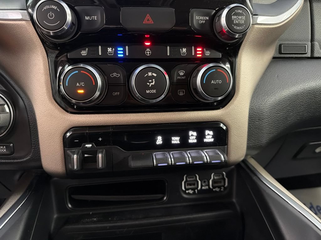 Used 2020 RAM 1500 Laramie AWD/4WD image 16