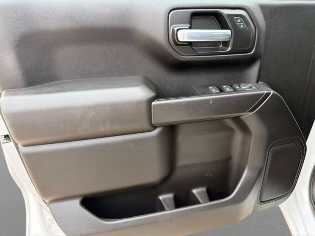 Used 2023 Chevrolet Silverado 1500 Custom AWD/4WD image 17
