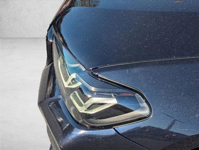 Used 2022 BMW M550i xDrive w/ Executive Package image 16