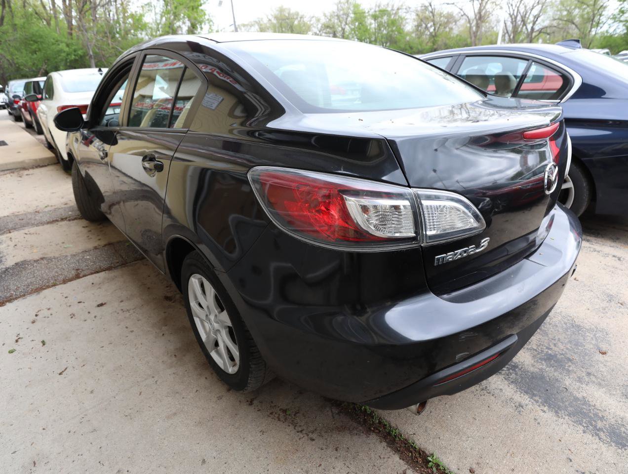 Used 2010 MAZDA MAZDA3 i Touring FWD image 7