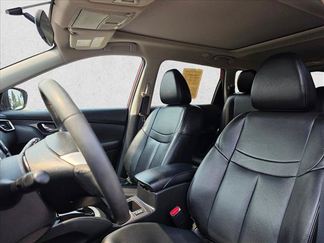 Used 2015 Nissan Rogue SL w/ SL Premium Package AWD/4WD image 23