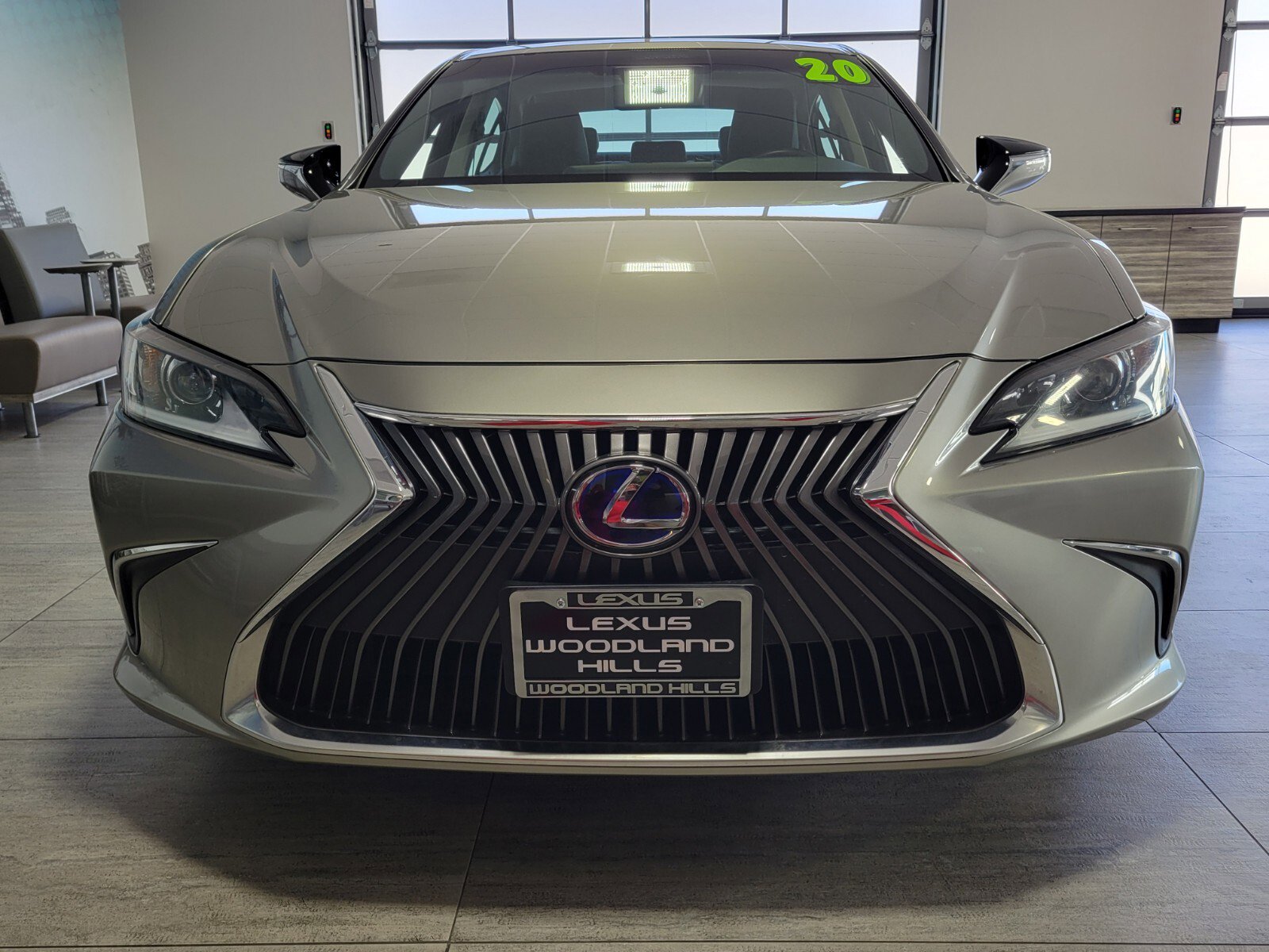 Used 2020 Lexus ES 300h w/ Accessory Package 2 image 8
