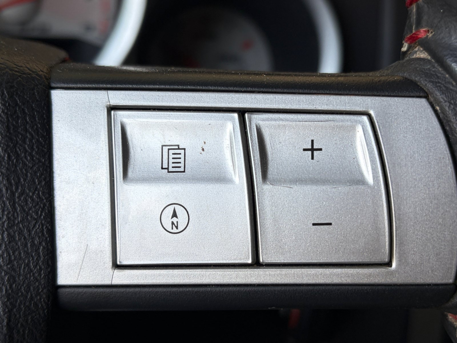 Used 2006 Dodge Magnum SRT8 w/ SRT Option Group III RWD image 18