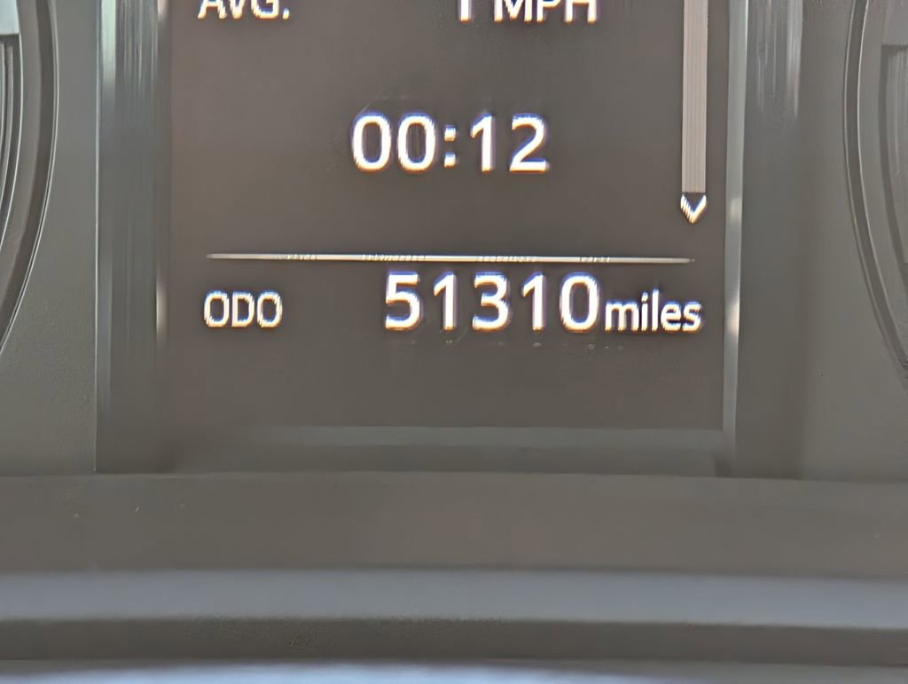 Used 2022 Toyota 4Runner SR5 Premium image 17