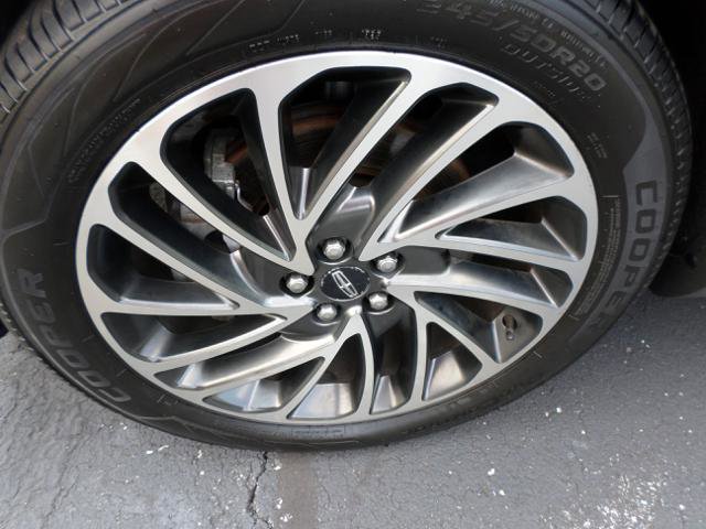 Used 2019 Lincoln Nautilus Reserve image 14