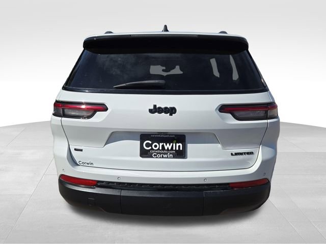 Used 2022 Jeep Grand Cherokee L Limited w/ Black Appearance Package RWD image 14