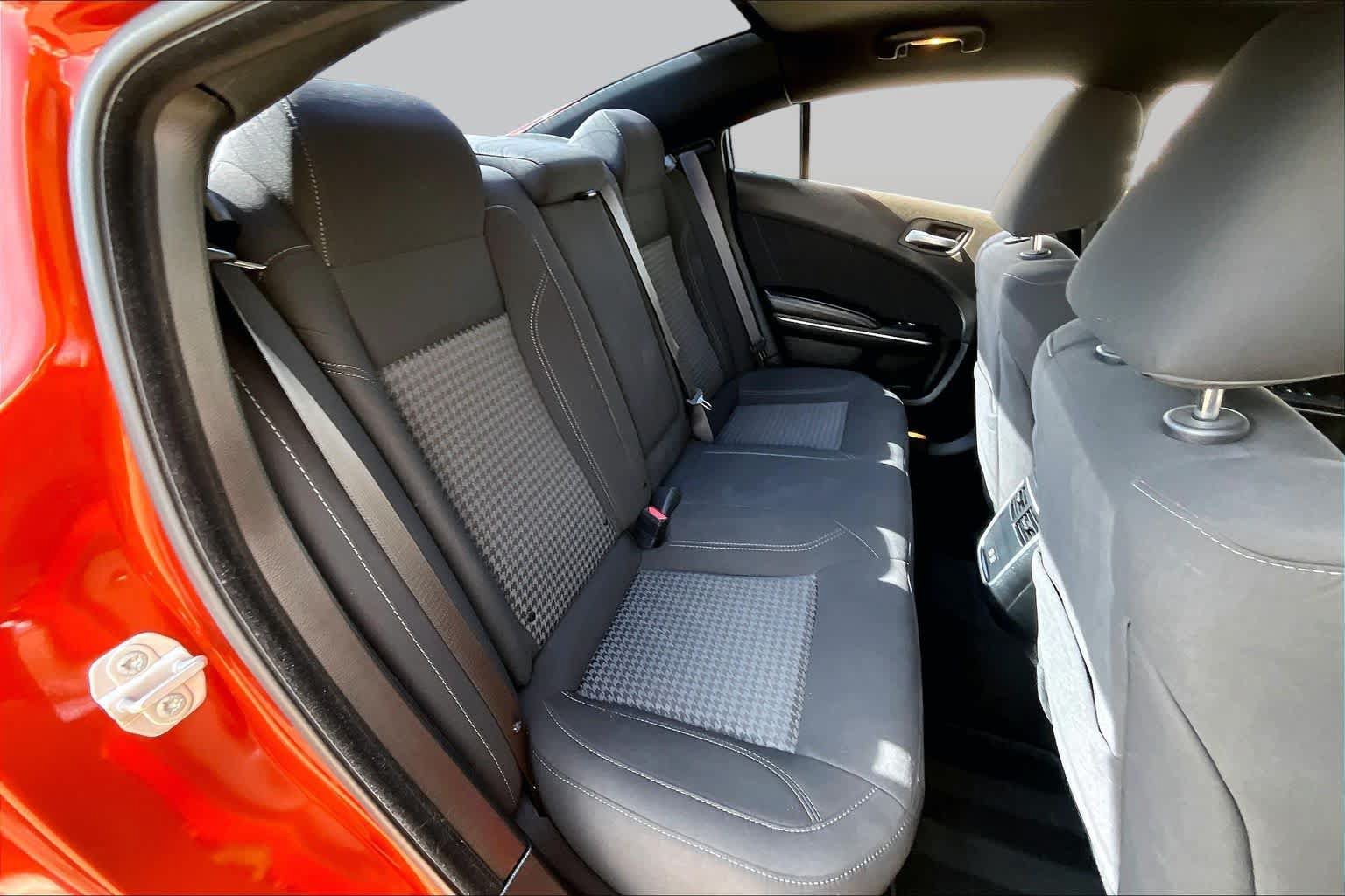 Used 2023 Dodge Charger SXT RWD image 17