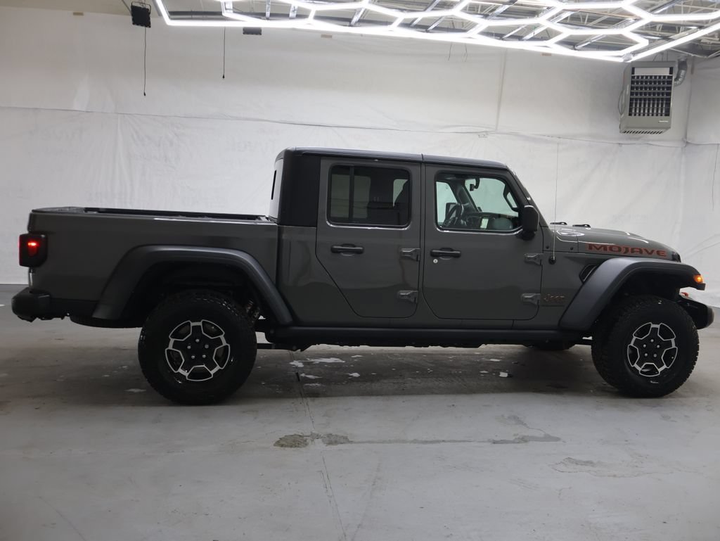 Used 2023 Jeep Gladiator Mojave w/ Cold Weather Group AWD/4WD image 8