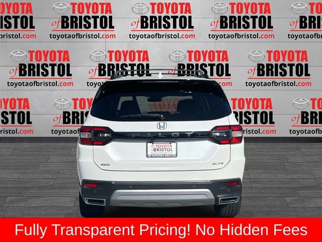 Used 2023 Honda Pilot Elite image 4