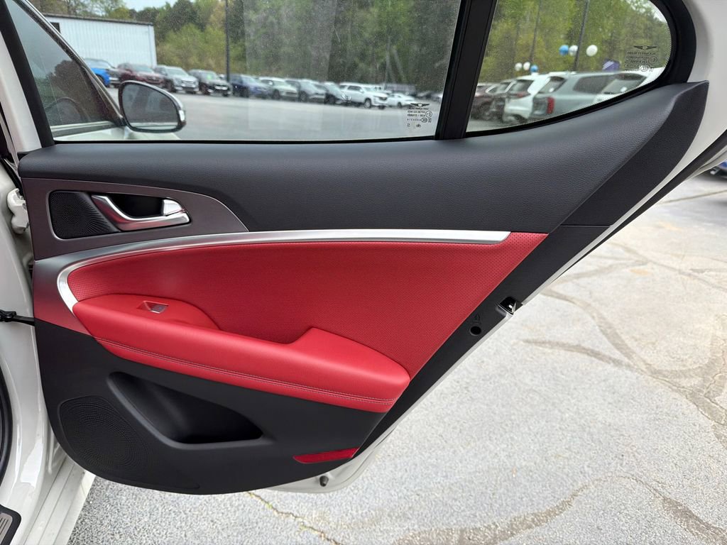 Used 2025 Genesis G70 2.5T w/ Sport Prestige Package image 16