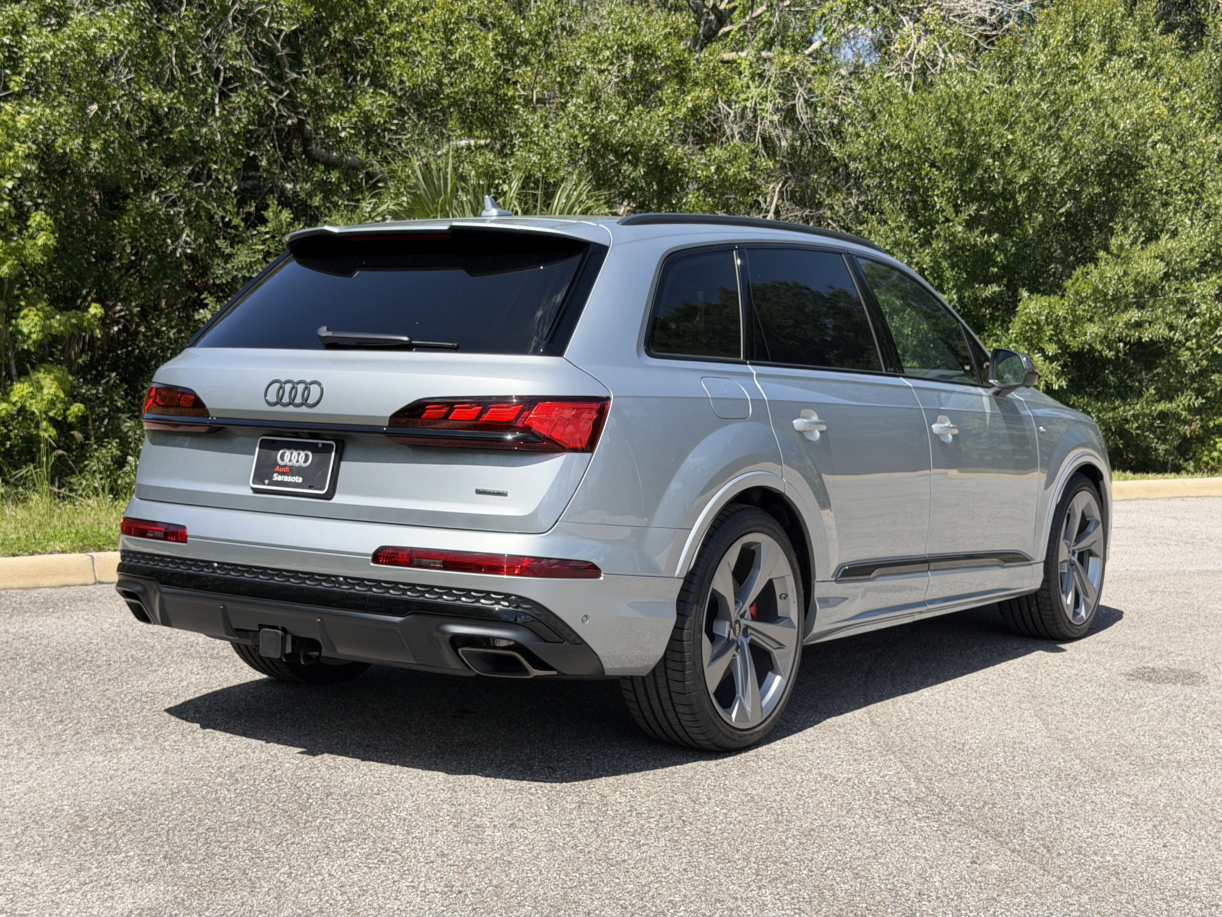 New 2026 Audi Q7 3.0T Prestige AWD/4WD image 3