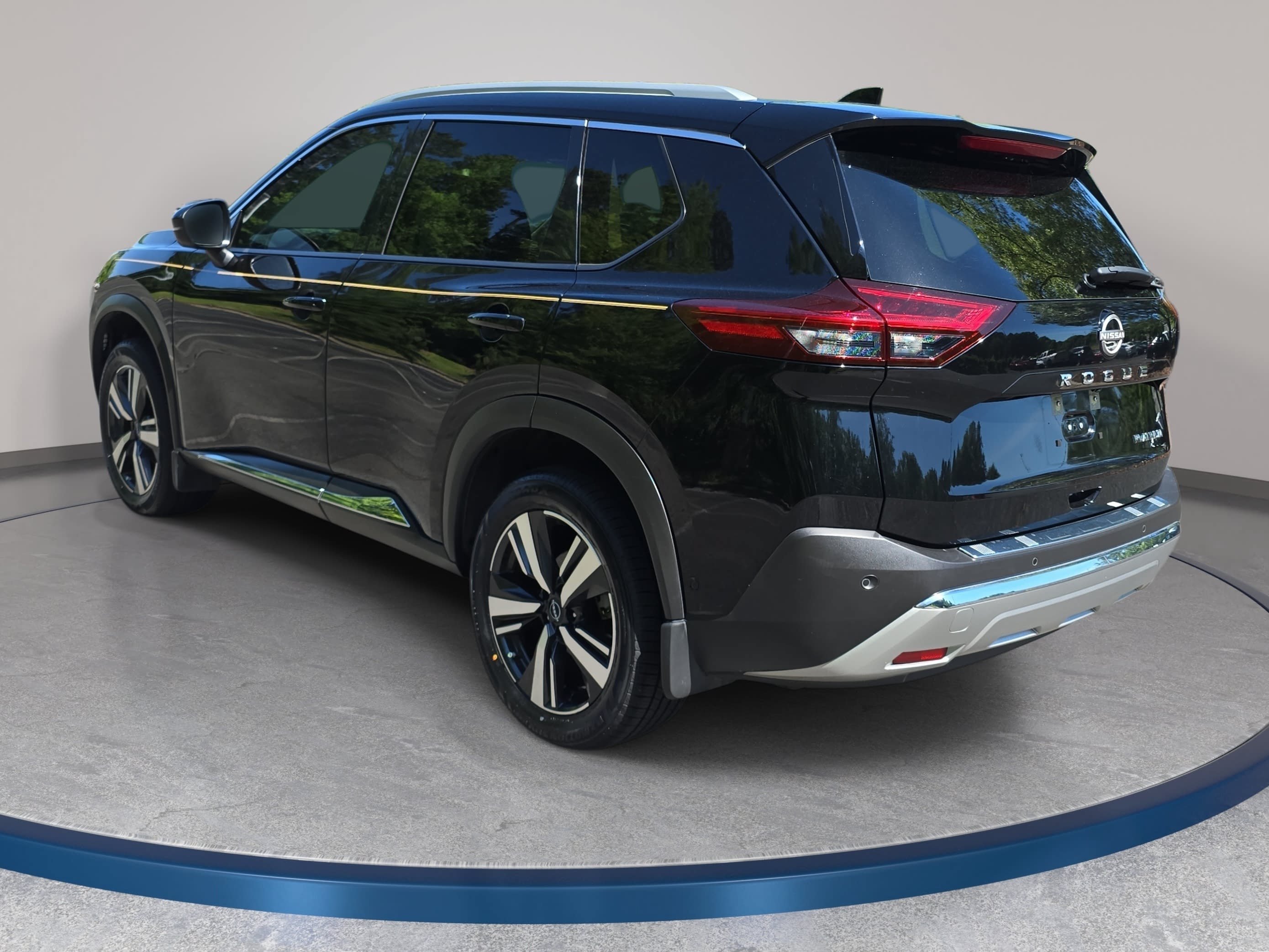Certified 2023 Nissan Rogue Platinum FWD image 7