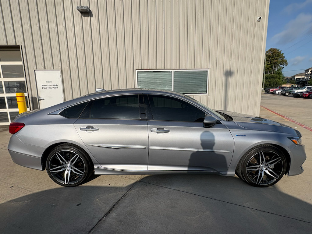 Certified 2021 Honda Accord Touring image 9