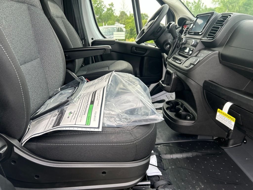 New 2026 RAM ProMaster 2500 w/ Convenience Group FWD image 17