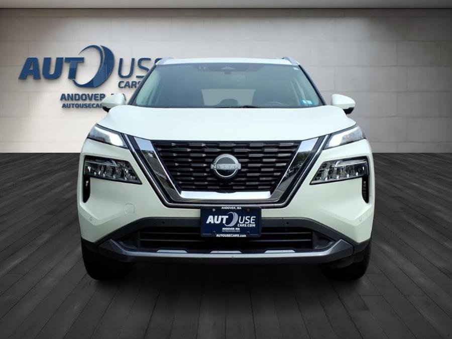 Used 2023 Nissan Rogue SL w/ SL Premium Package image 2