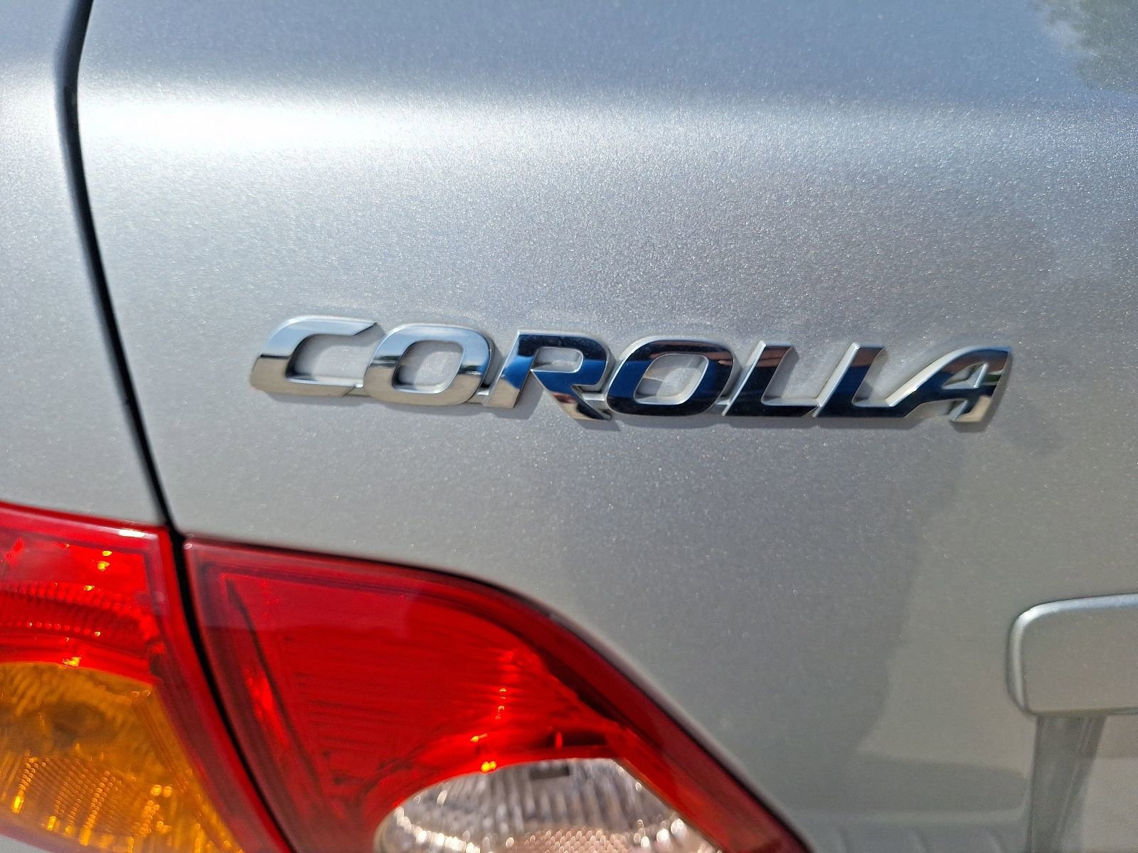 Used 2010 Toyota Corolla FWD image 13