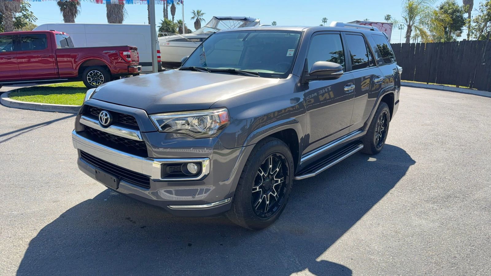Used 2014 Toyota 4Runner Limited image 3