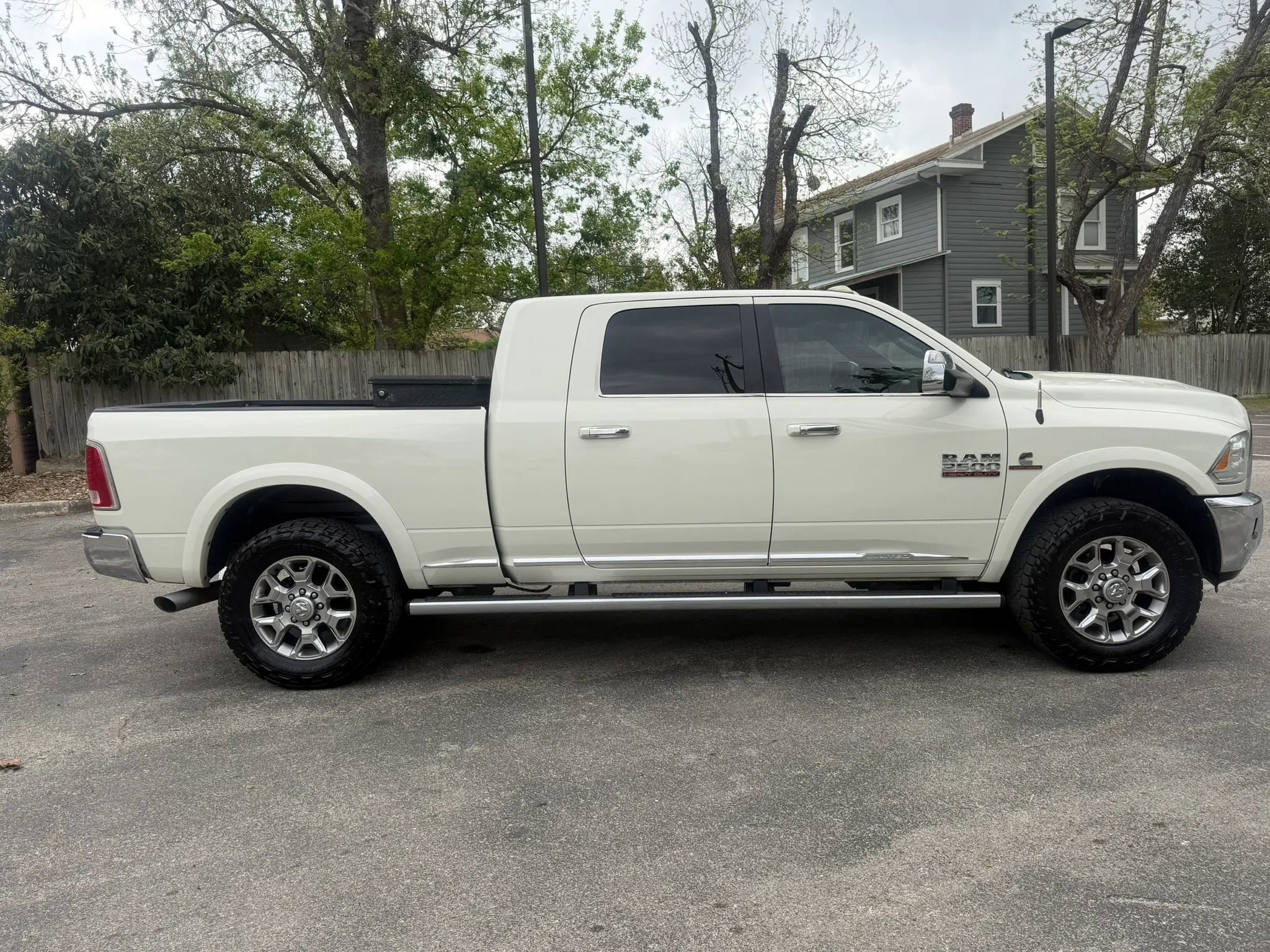 Used 2016 RAM 2500 Limited AWD/4WD image 4
