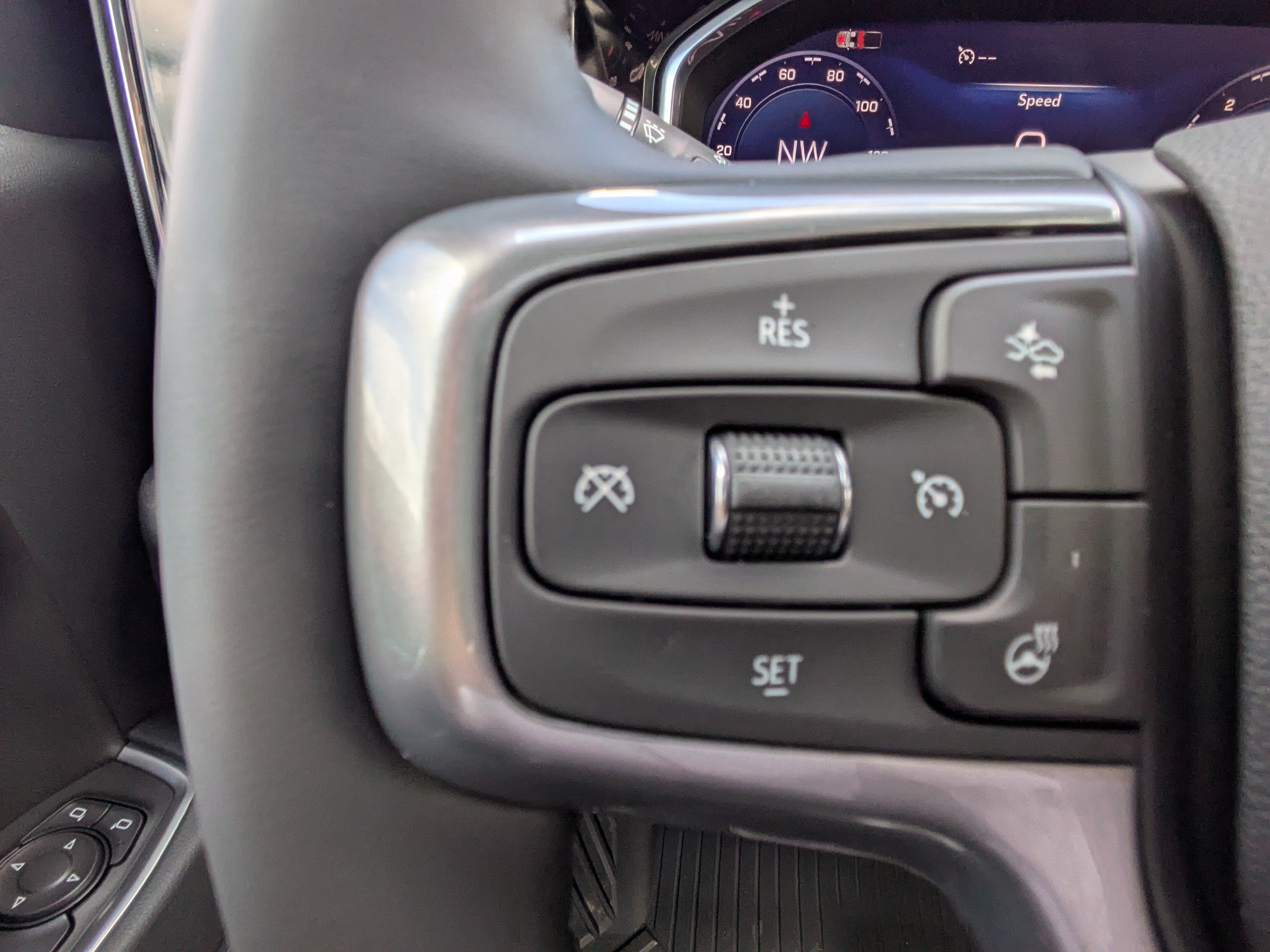 New 2026 Chevrolet Silverado 1500 LT w/ Z71 Off-Road Package AWD/4WD image 25