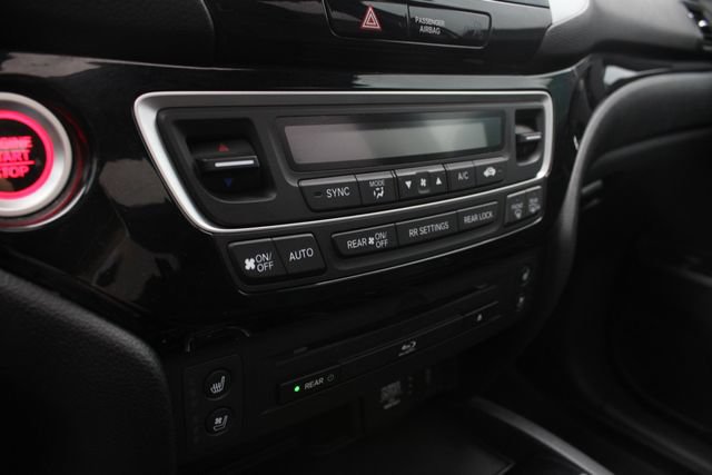 Used 2016 Honda Pilot Elite image 18