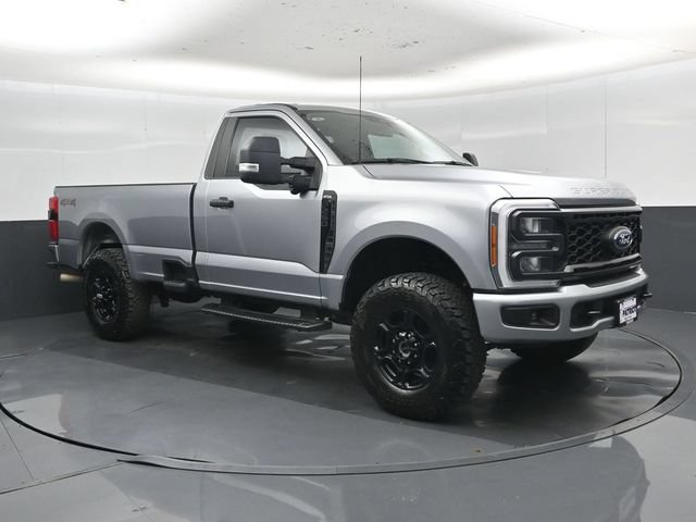 Used 2023 Ford F250 XL w/ STX Appearance Package AWD/4WD image 1